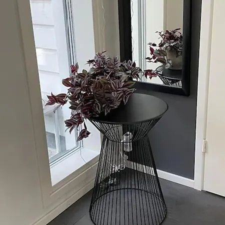 Moderni Talo, 4 Mh, Sauna, Piha